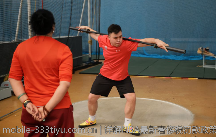 详解NBA最新奢侈税罚款政策与劳资协议变动